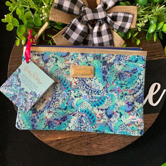 Lilly Pulitzer Blue Pencil Case with Bonus Pack (B6) - Picture 1 of 9
